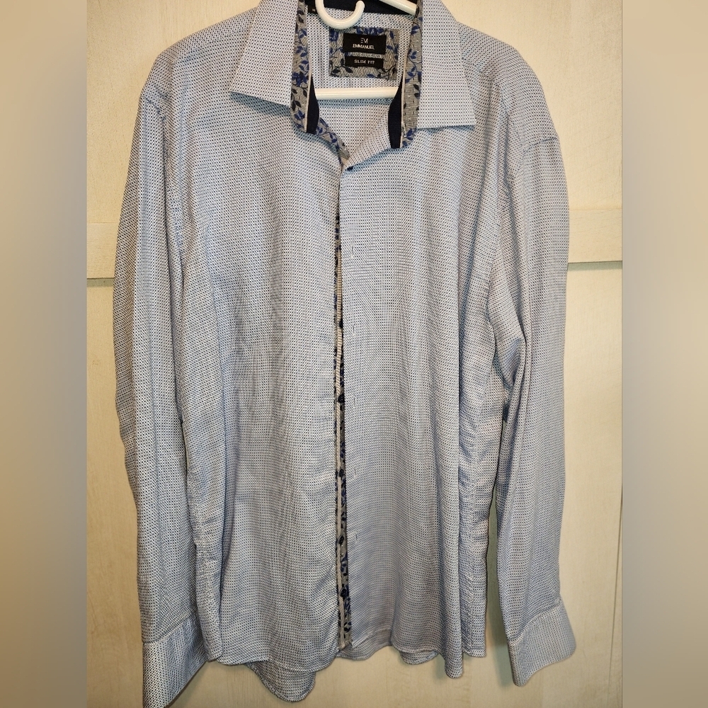 Emmanual mens button-up shirt, size 18.5 blue and white pattern‎